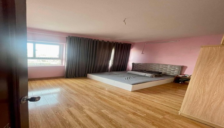 Cho thuê căn hộ cao cấp Thái Hà 150m2, 3 ngủ, 2 WC, 18 Triệu